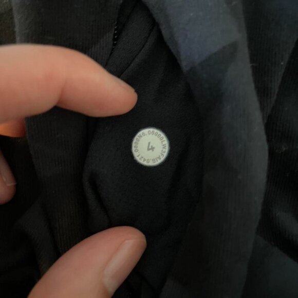 Lululemon Black Cropped Long-sleeves Running Top - Picture 8 of 8